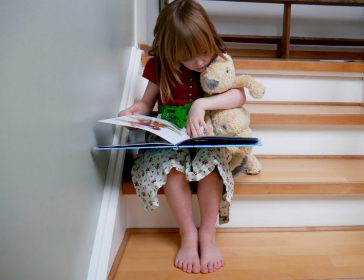 Buchtipps für die Sommerferien: Lesefutter für Kinder und Mama