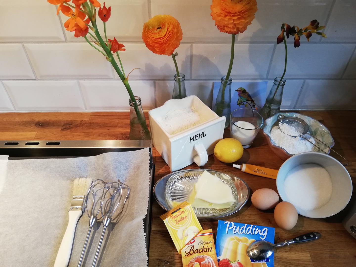 Amerikaner verzieren zu Ostern: Unser kinderleichtes "Ostereier"- Rezept Amerikaner verzieren zu Ostern: Unser kinderleichtes "Ostereier"- Rezept