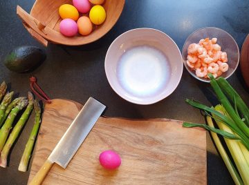 Rezept: Schneller und köstlicher Eiersalat mit grünem Spargel und Shrimps